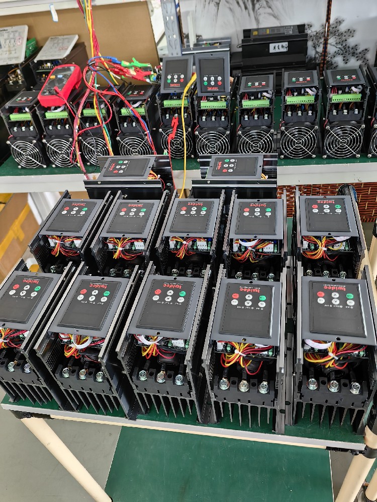 �����׹����ҶԾ���Ҫ�󼫸ߵĳ����豸��Ӧ���ξ�׼ѡ�͵�����������